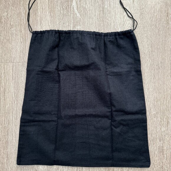 Bergdorf Goodman 17"x18" Drawstring DUST BAG for Shoes/Handbags - Picture 2 of 2